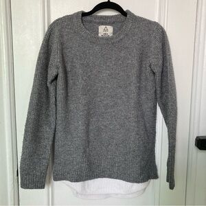 Gray Urban Outfitters women’s S sweater